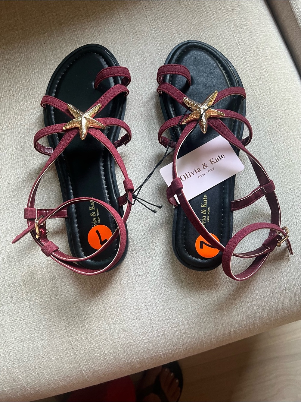 Women's Burgundy Starfish Strap Sandals brand new size 7